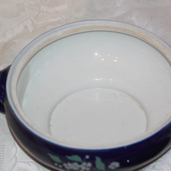 Hall Pottery cobalt blue sundial handle covered casserole dish Vintage Flowers - Picture 3 of 6